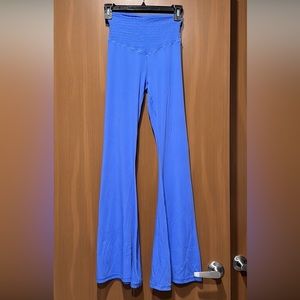 Aerie smocked flare leggings